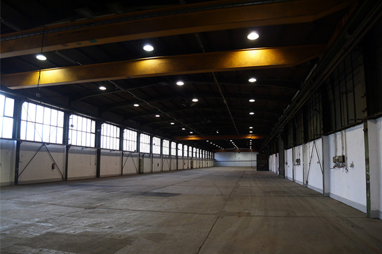 4.650 m² Lager-/Produktions&shy;fläche in Bochum vermietet